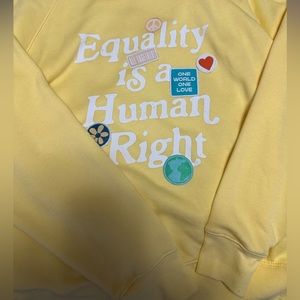 Old navy long sleeve sweater. Worn once, super comfortable and soft.